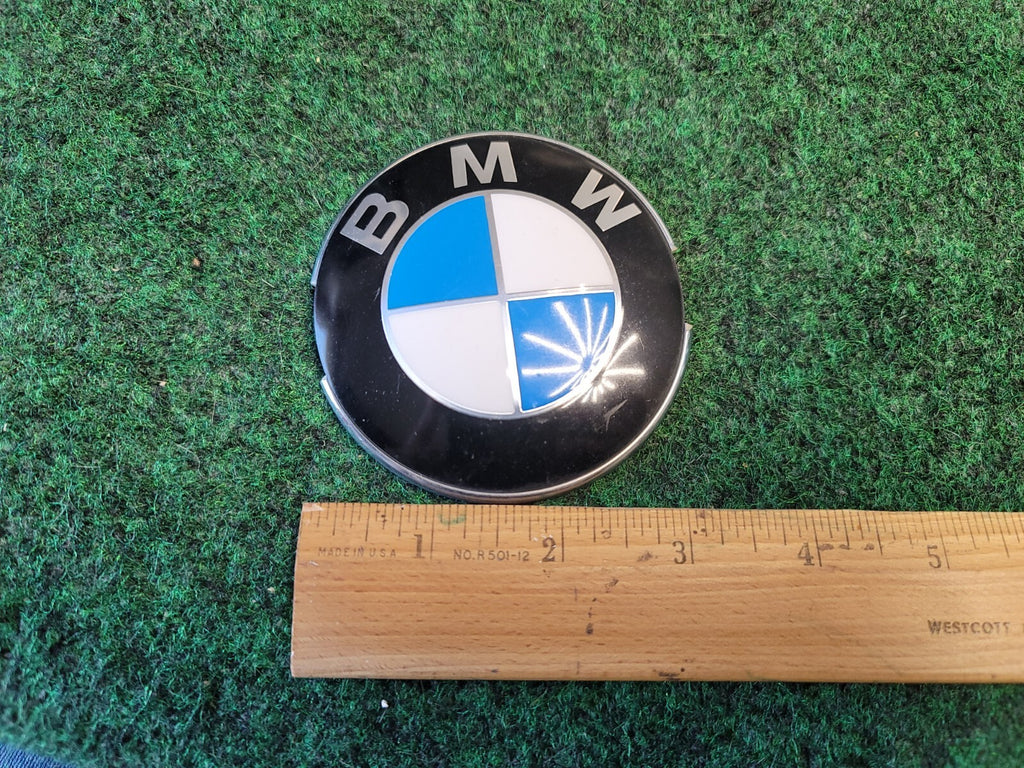 2011-2015 BMW ALPINA B7L Front BMW  Emblem Logo OEM Badge 8132375 1M5
