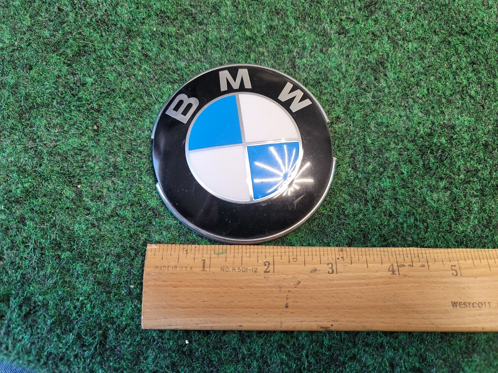 2011-2015 BMW ALPINA B7L Front BMW  Emblem Logo OEM Badge 8132375 1M5