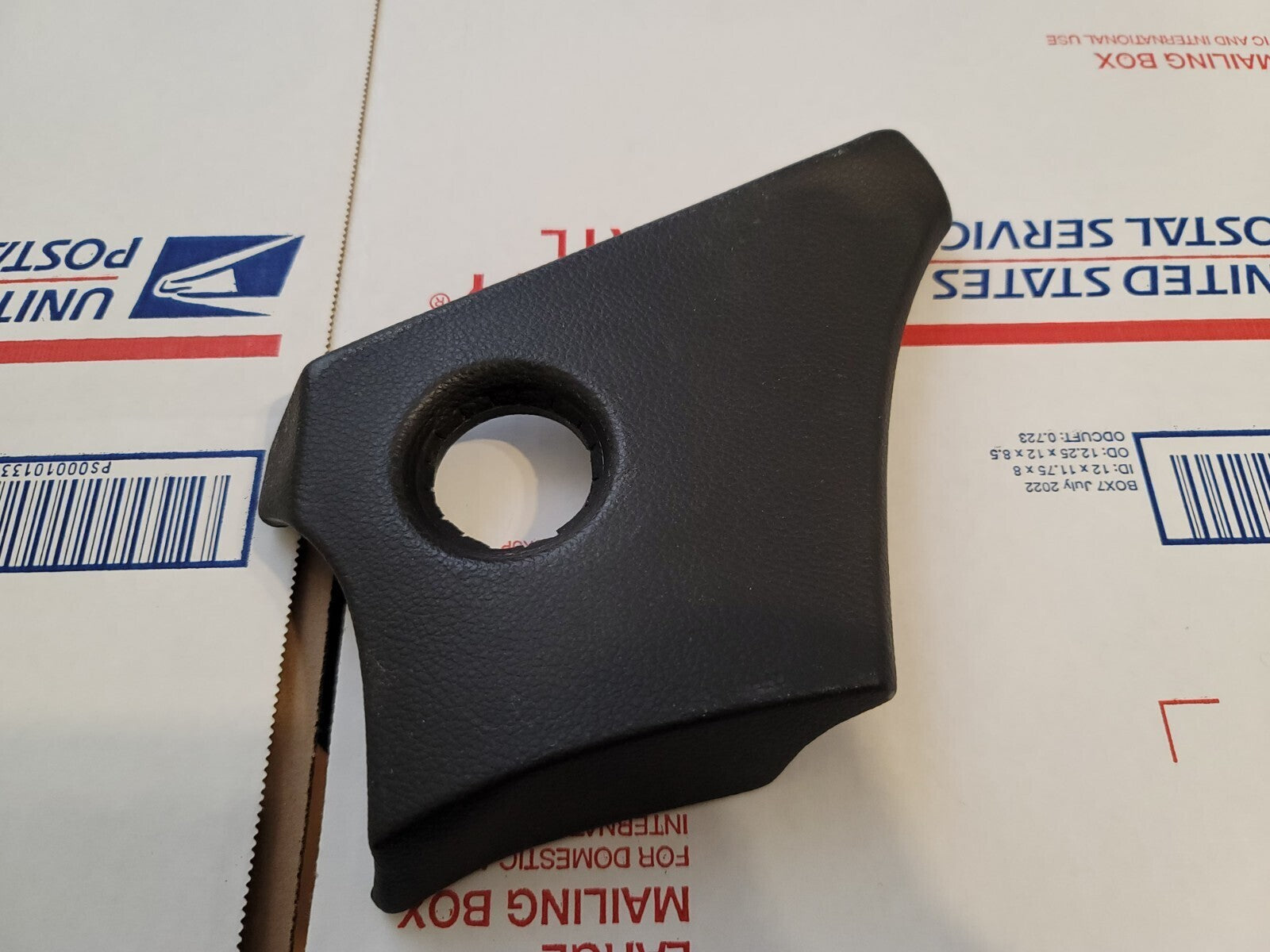2014 Cadillac SRX Start Stop Button Trim Panel OEM Broken Tabs 7L5