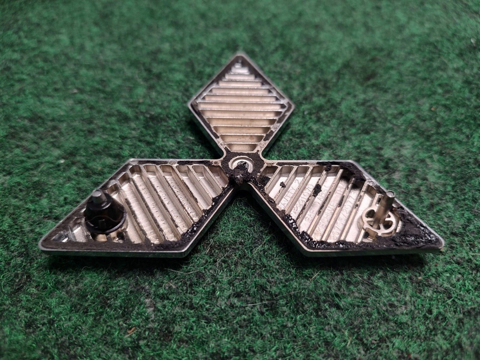 1999-2003 Mitsubishi Galant Emblem Rear Trunk Badge Nameplate Chrome OEM 2S5