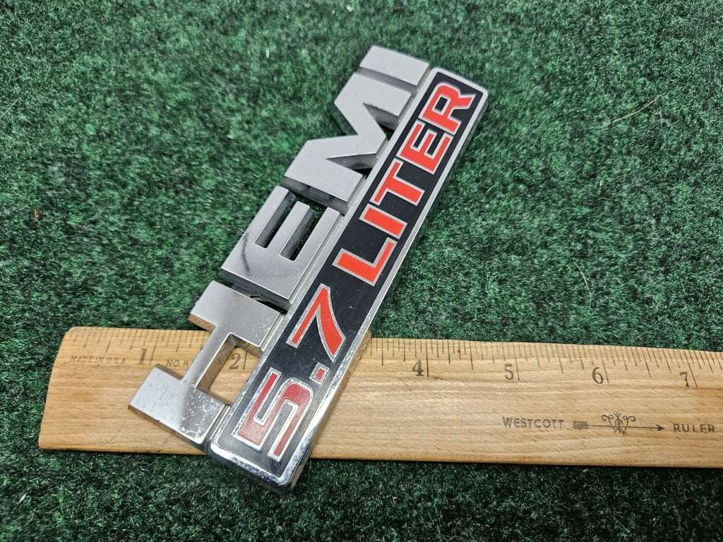 Dodge Hemi 5.7L Fender Emblem Mopar 68149700AA Name Plate 7S8