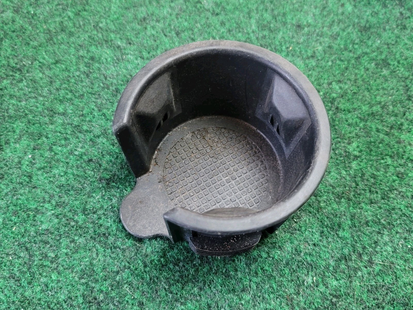 2006-13 LAND ROVER RANGE ROVER FRONT CONSOLE CUP HOLDER CUPHOLDER INSERT OEM 9L7