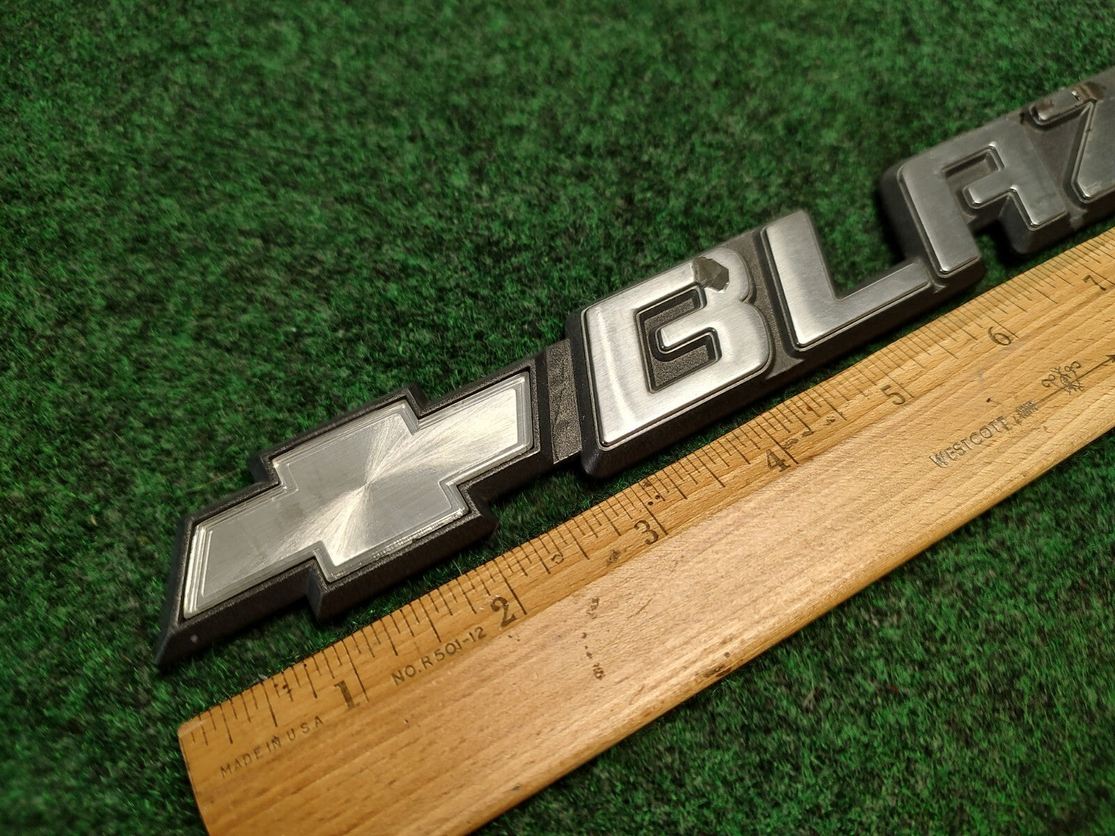 1995-2005 Chevy  Blazer Chrome 12" Tailgate Emblem Badge Logo Name 15672283 2S3