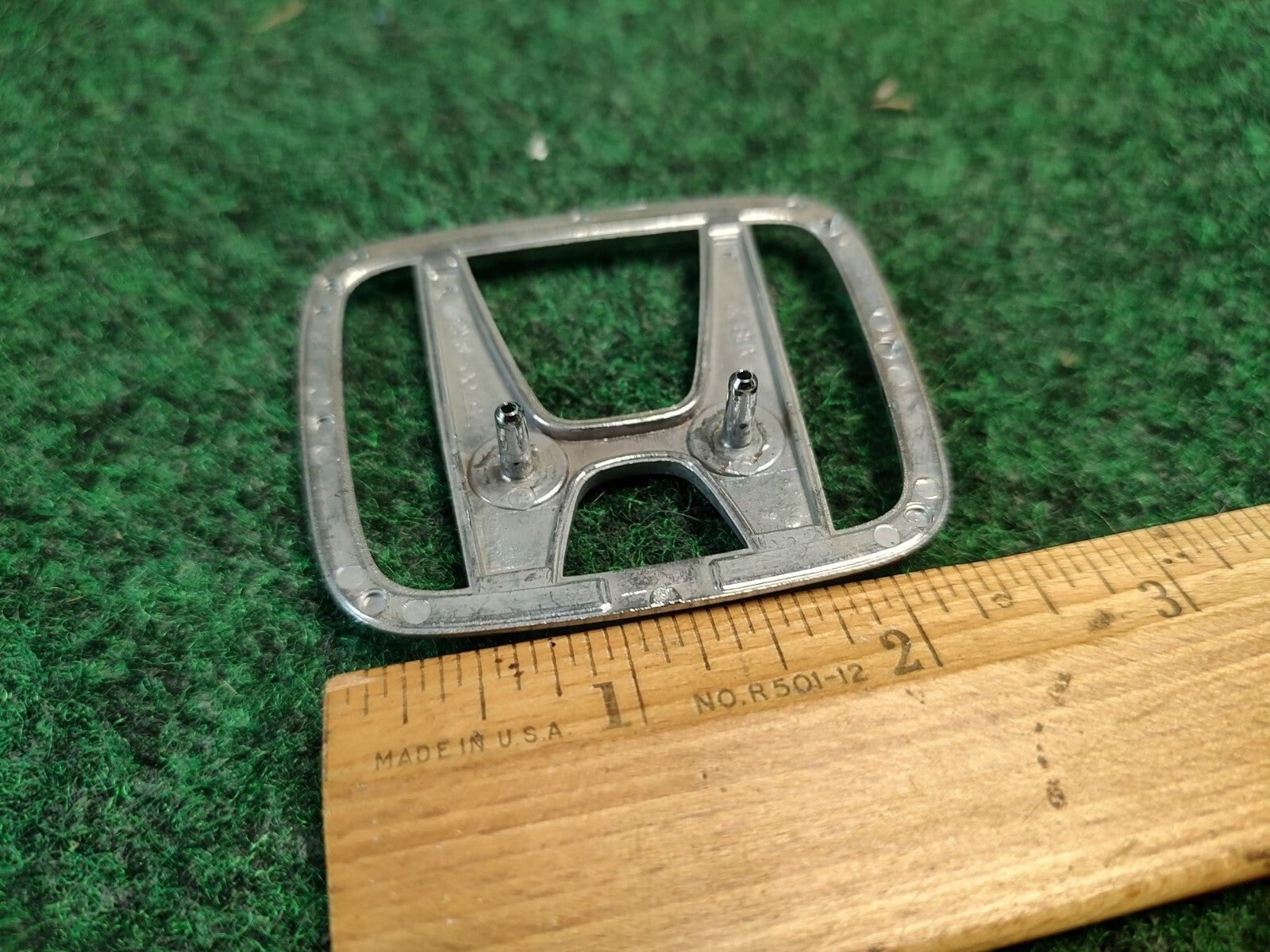 1992 1993 1994 1995 Honda CIVIC EG4 EG6 SIR Front Emblem 75700-SR3-000 2S7