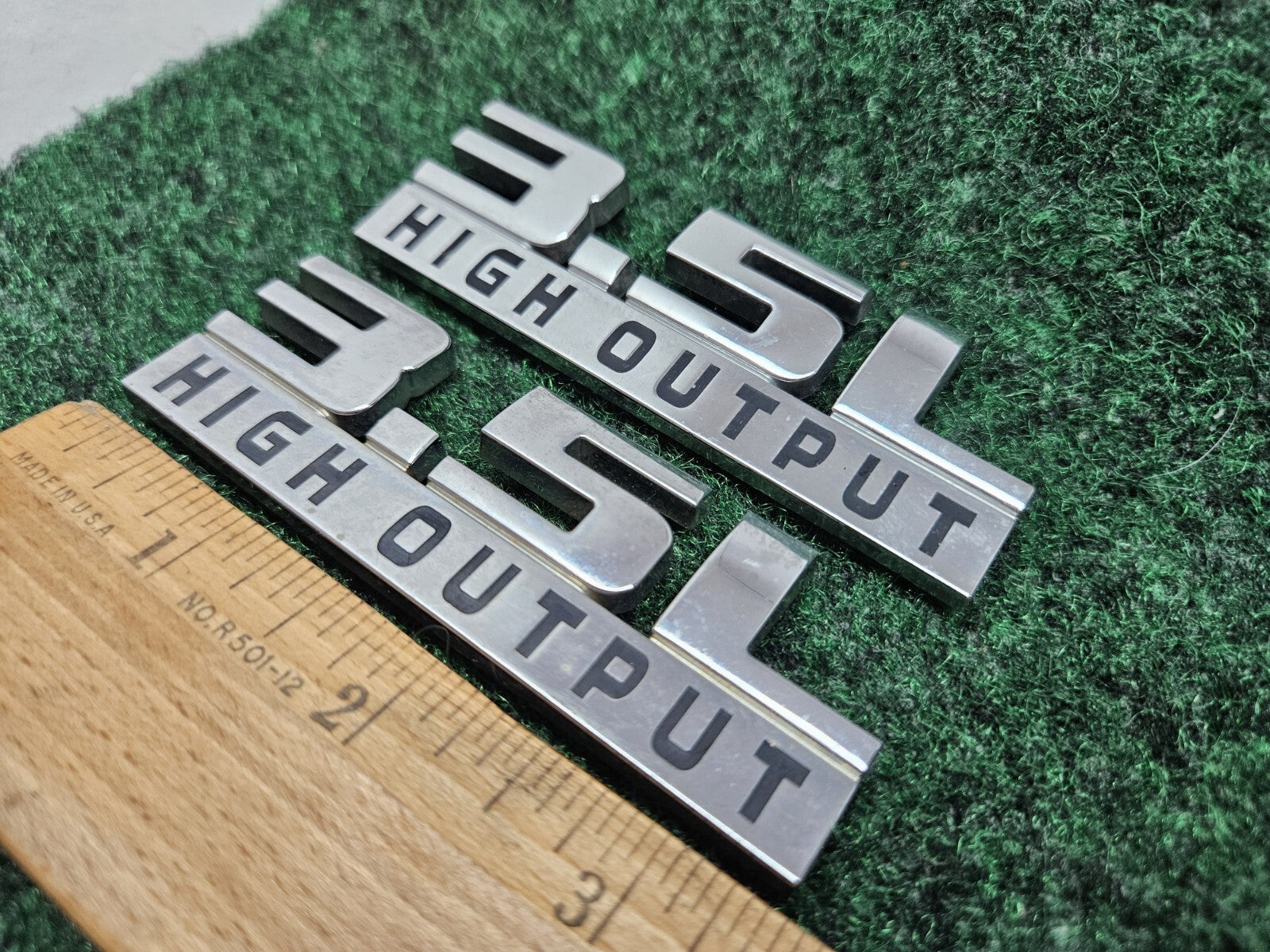 (2) Dodge Charger Magnum 3.5L HIGH OUTPUT Nameplate Emblem 04806330AA GL4