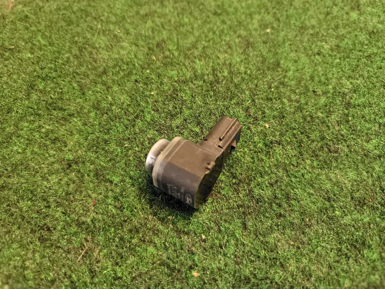 FORD Reverse Parking Park Assist Sensor OEM EM2T-15K859-AAW 9L6