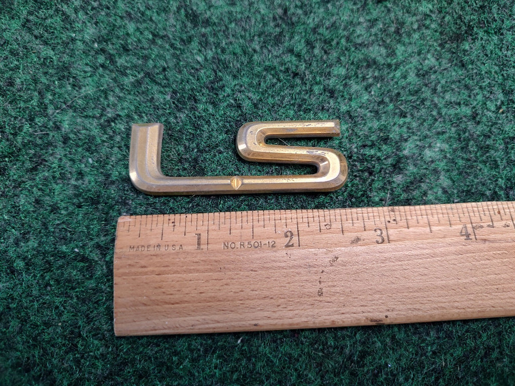 2001 2002 2003 Lexus LS LS430 Rear Trunk Lid Gold Emblem Badge Logo OEM 2S3