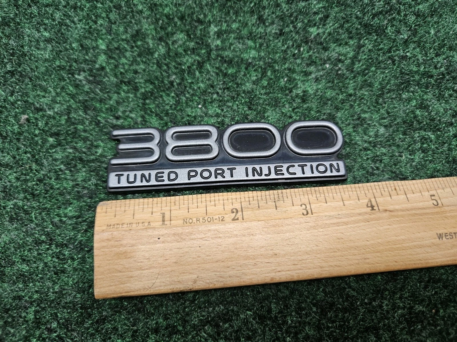 BUICK REGAL 3800 TUNED PORT INJECTION CIRCA 1991 SIDE EMBLEM 10194440 GL2
