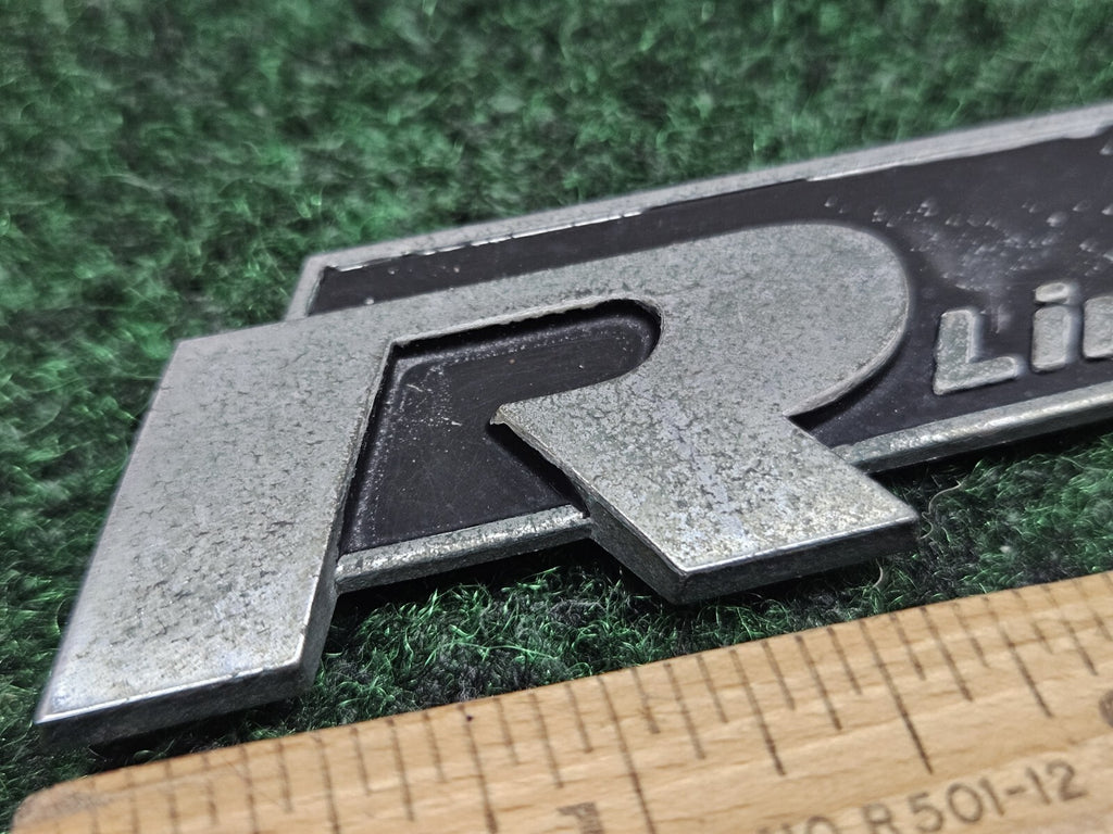 VOLKSWAGEN VW R-LINE RLINE LOGO BADGE SIGN SYMBOL EMBLEM GL1