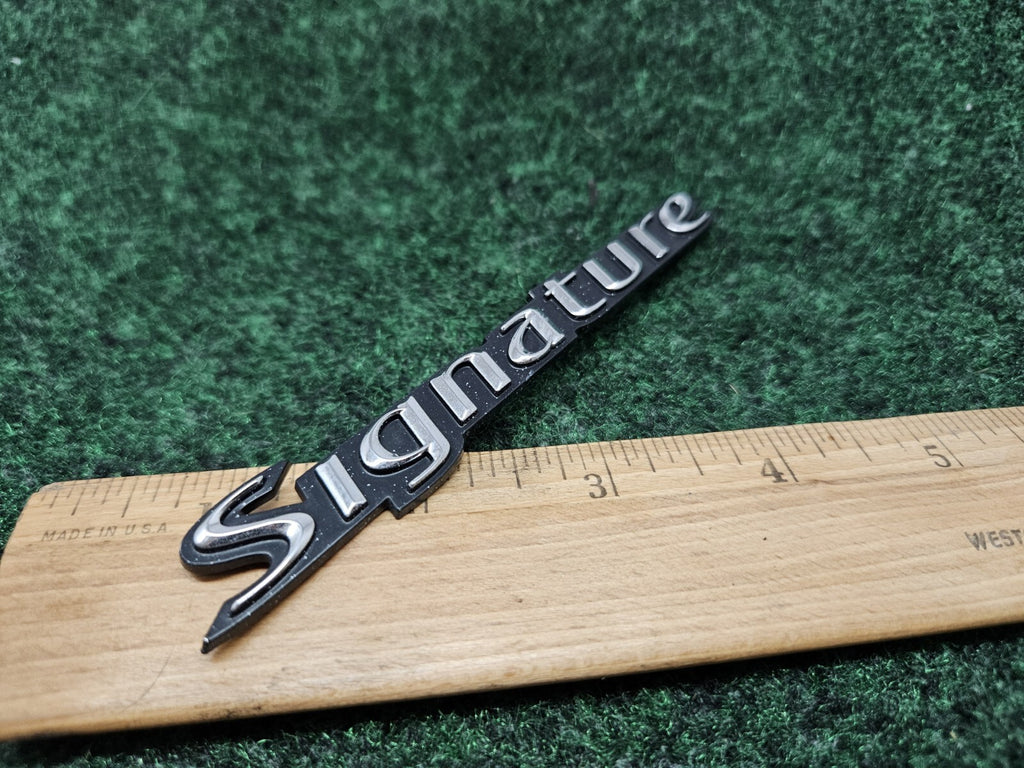 2003-2011 LINCOLN TOWN CAR SIGNATURE SIDE EMBLEM LOGO BADGE SIGN SYMBOL GL1