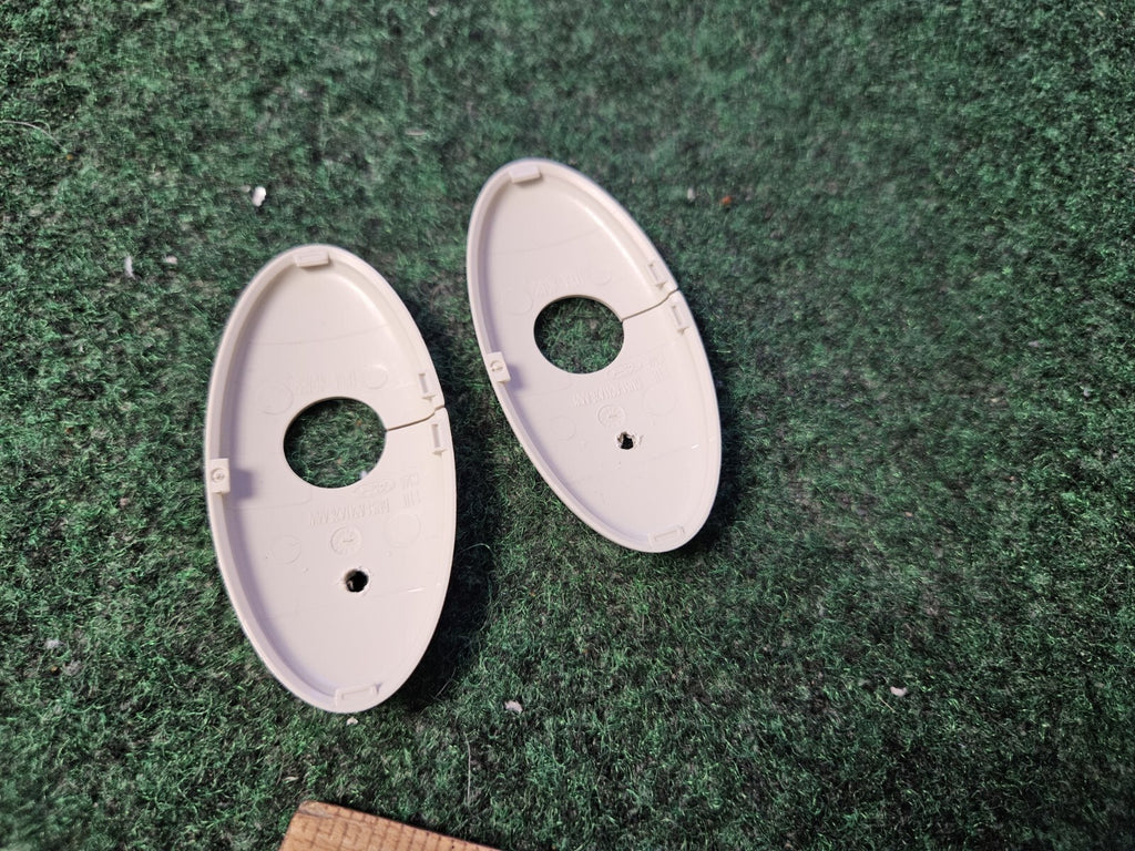 (2) 2013-2015 Ford Focus Front Left Right Sun Visor Cover Trim OEM 4M8