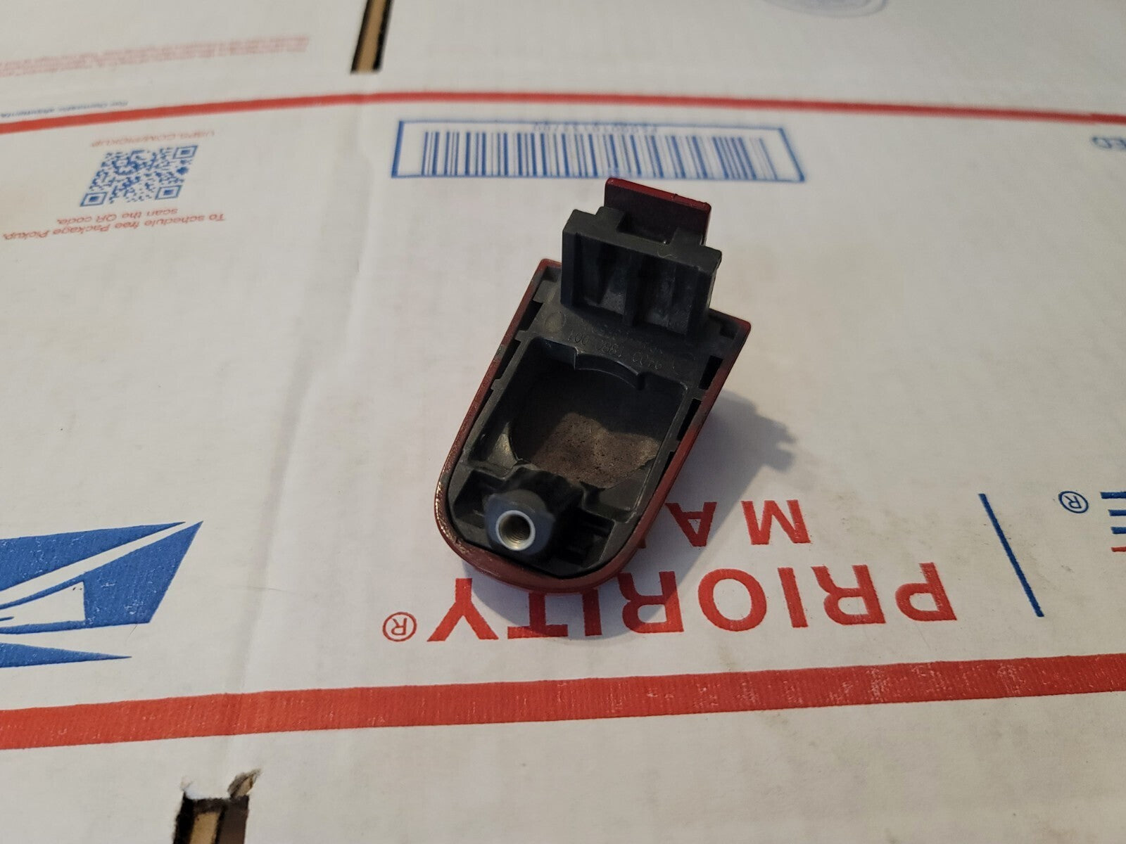 2009-2012 Chevrolet Traverse Exterior Door Handle Cover OEM Red 7L3