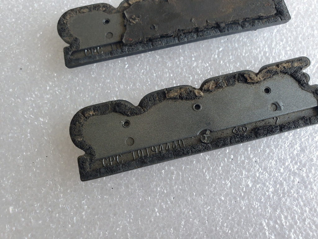 (2) BUICK REGAL 3800 TUNED PORT INJECTION CIRCA 1991 SIDE EMBLEM 10194440 VNTG