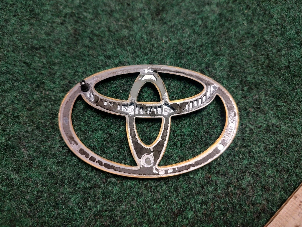 Toyota 1997-2001 Camry Gold Rear Trunk Emblem Badge Logo Name 75441-AA040 2S1