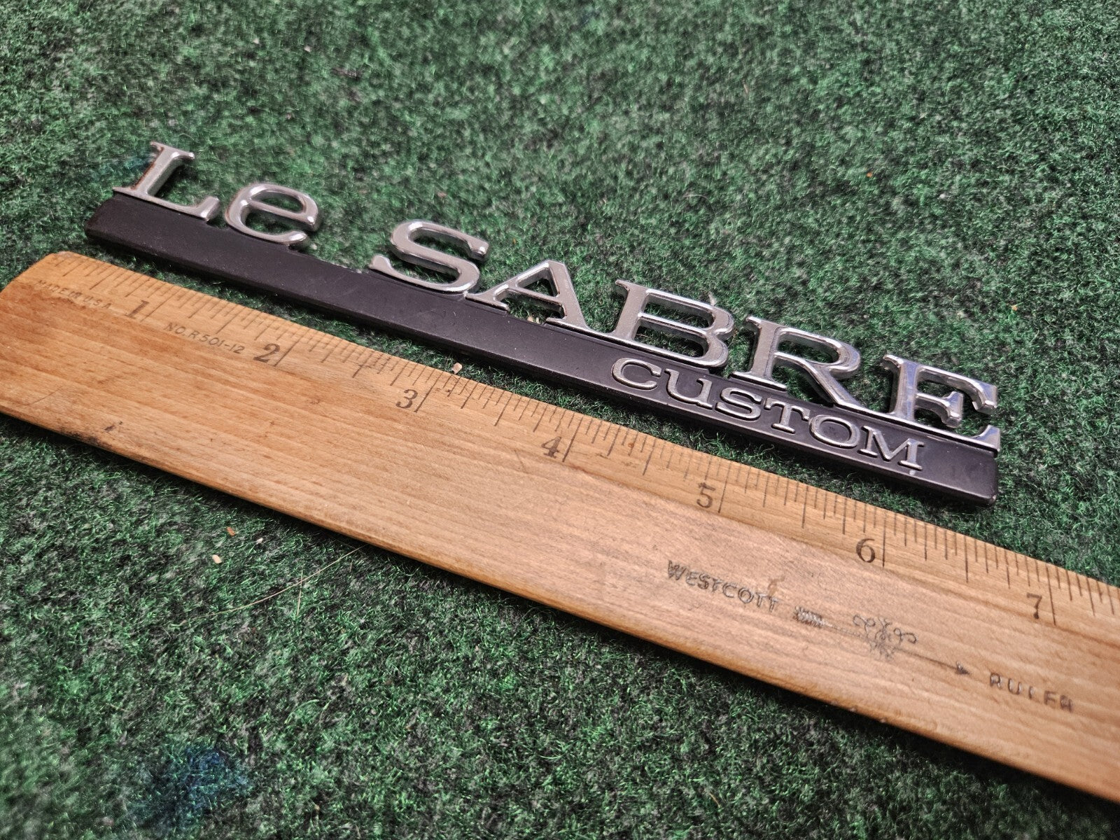BUICK LESABRE CUSTOM - OEM EMBLEM BADGE SYMBOL LOGO NAME PLATE 6M9