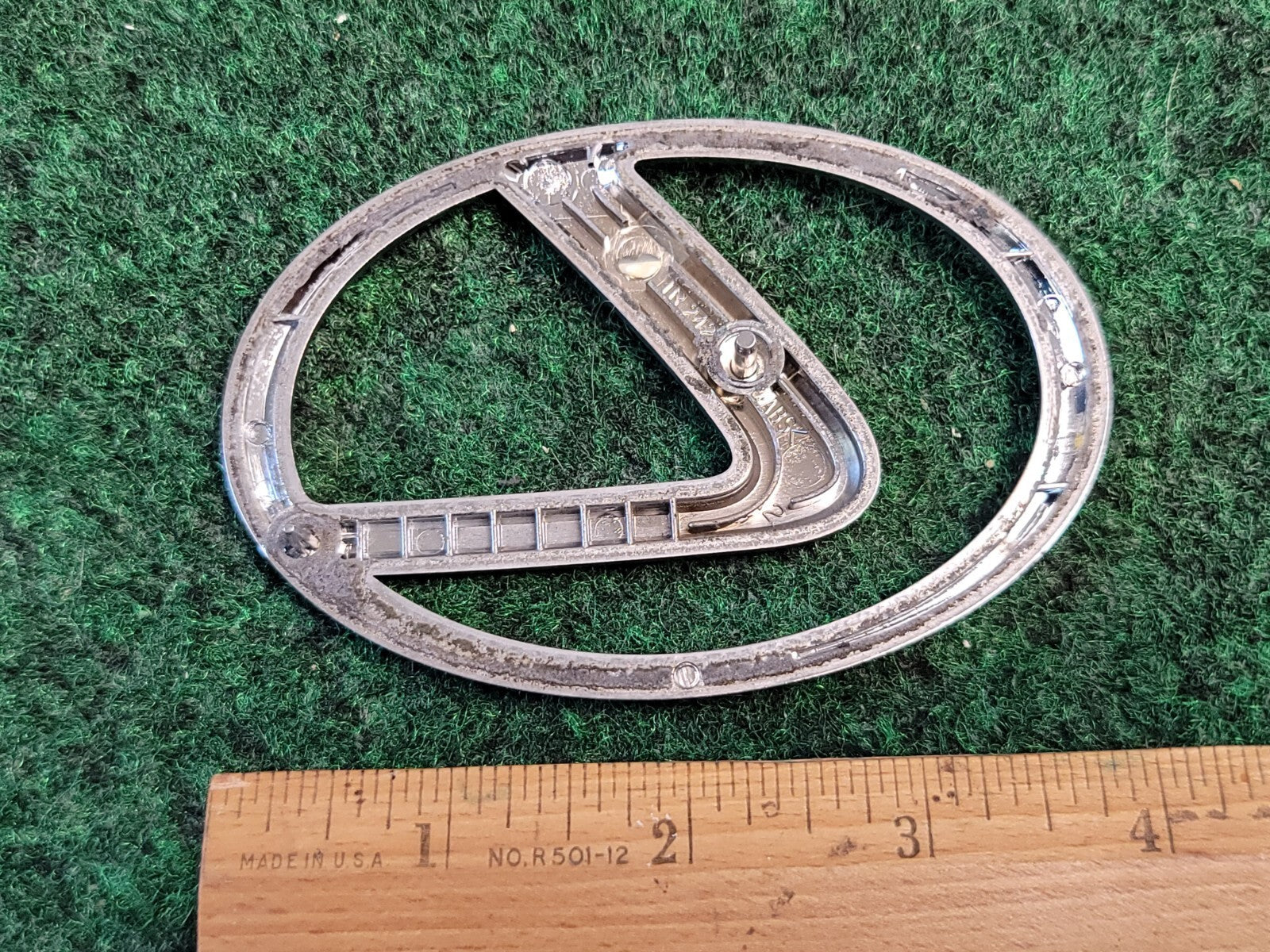 1998-2005 Lexus GS300 Rear Emblem Deck Trunk Lid Badge 242 OEM 7L1