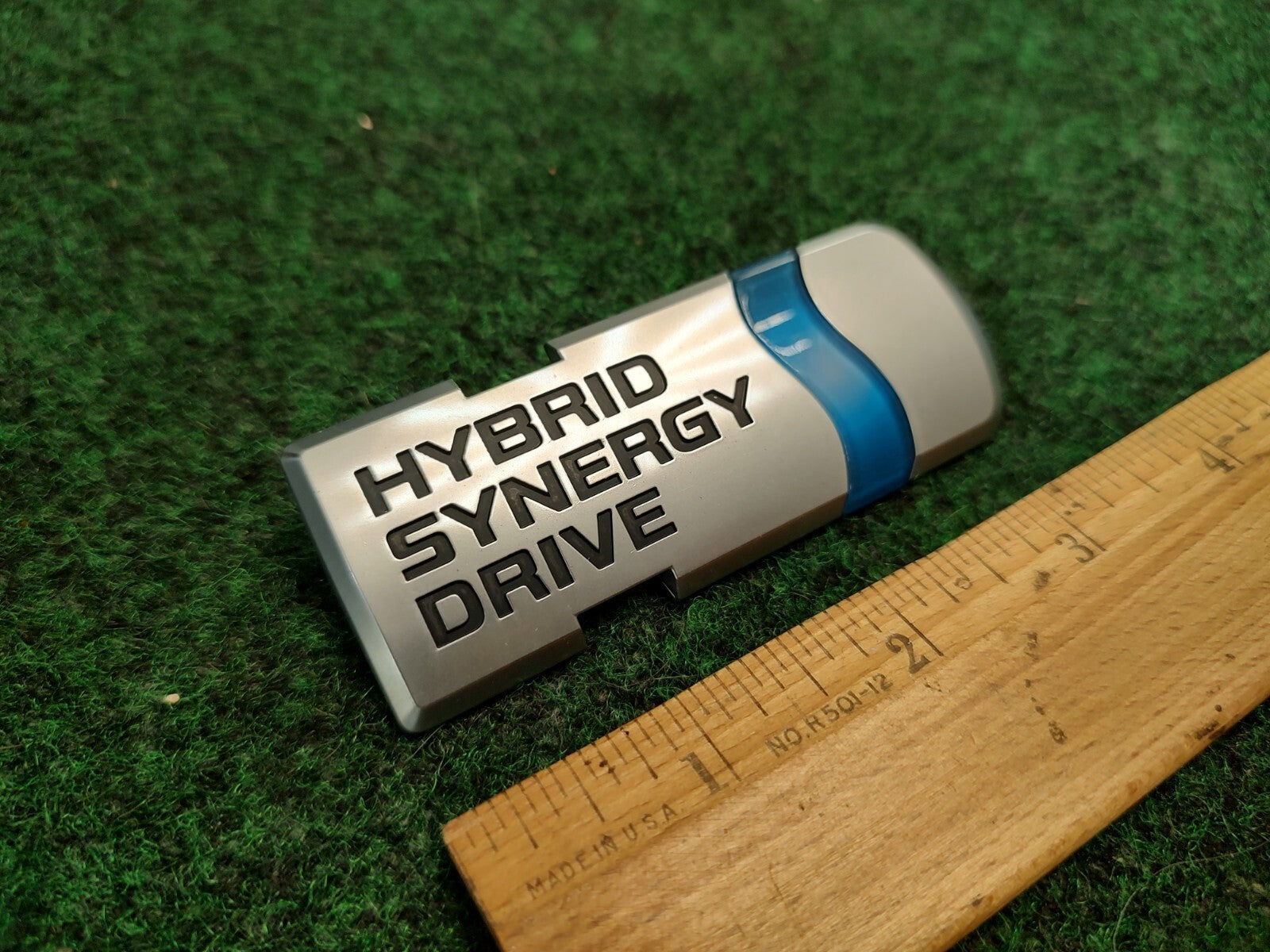2007-2011 TOYOTA CAMRY HYBRID SYNERGY DRIVE REAR EMBLEM LOGO TRUNK BADGE 1S5