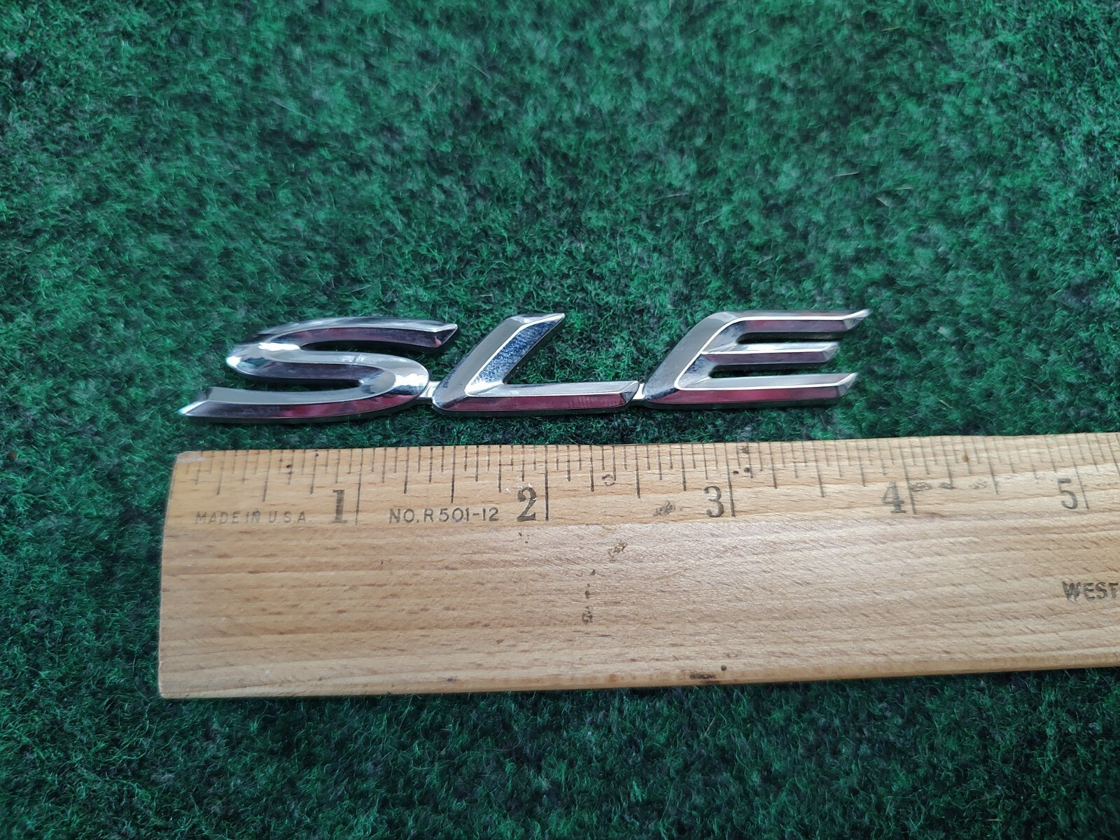 2004-2008 Toyota Solara Trunk Emblem Nameplate 75443-AA150 4S2