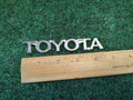 97-01 Toyota Camry Script Trunk Rear EMBLEM Badge OEM Nameplate 98 99 00 3S9