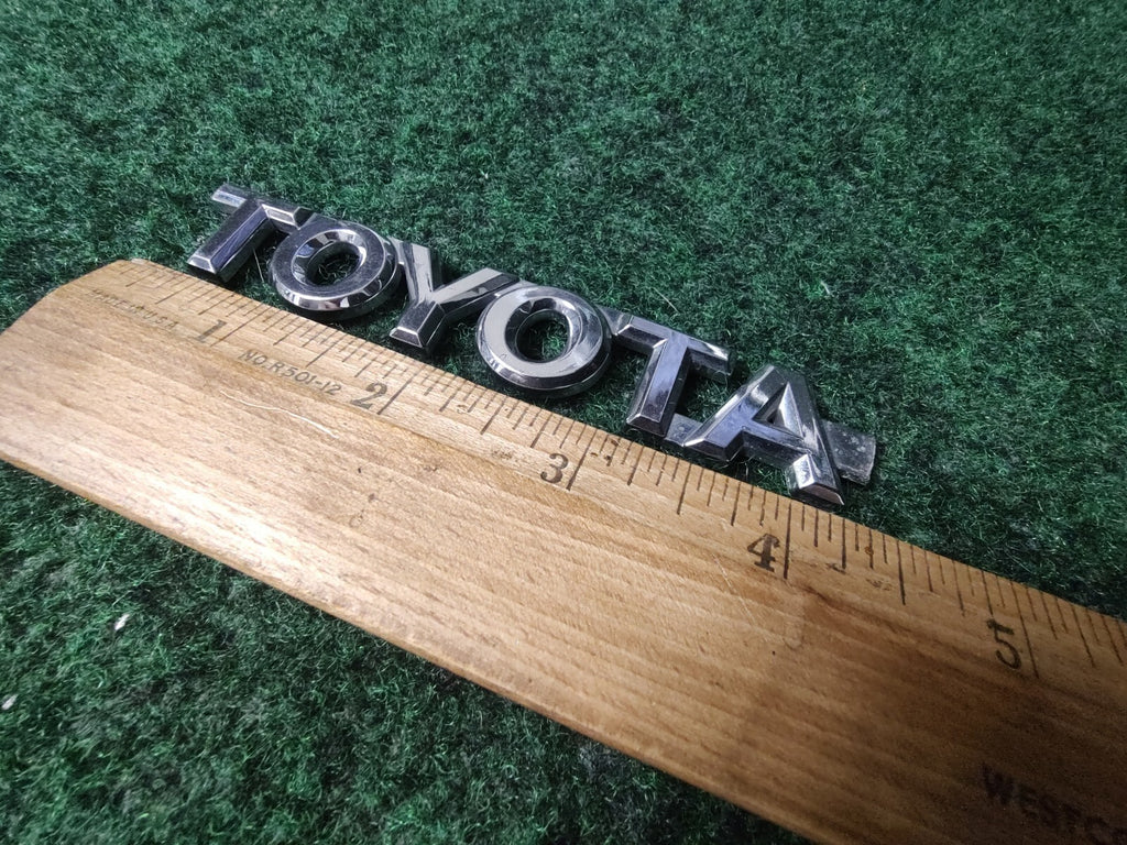 Toyota Rear Trunk Lid Emblem Name Plate Nameplate Chrome OEM Crack 1S6