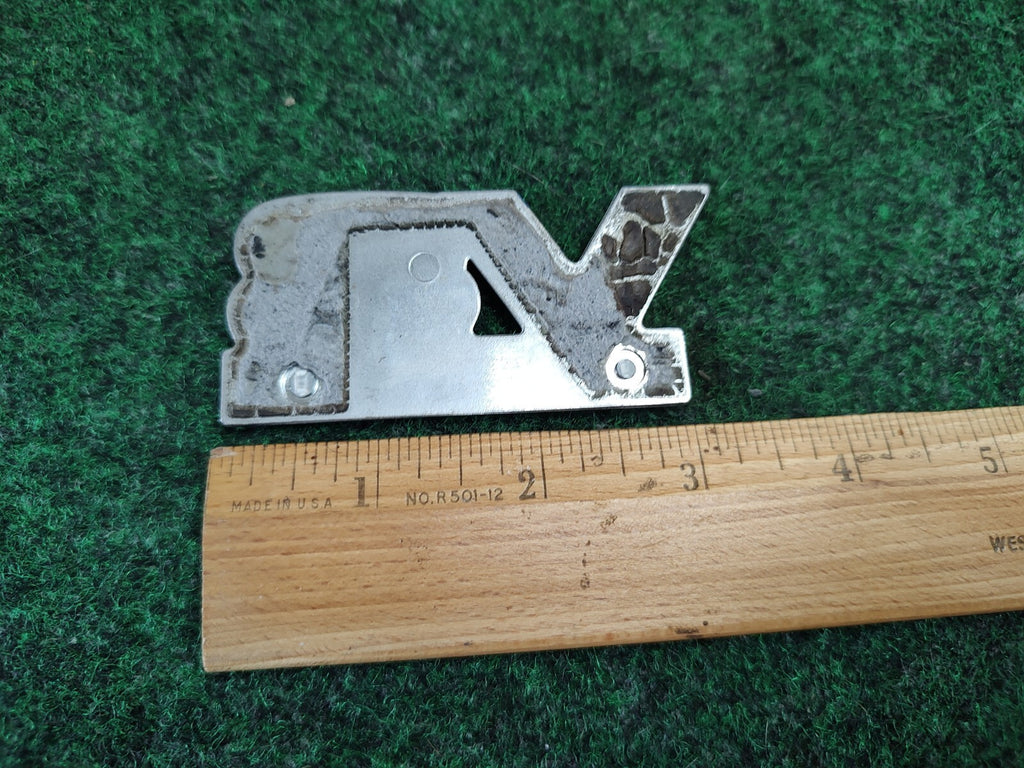 Dodge Dakota V8 5.2 LITER EFI Original Plastic OEM Emblem Badge 4S1