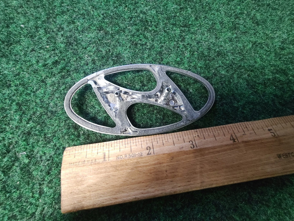 Hyundai Emblem Logo Symbol Badge Chrome OEM Nameplate Name Plate 1S9