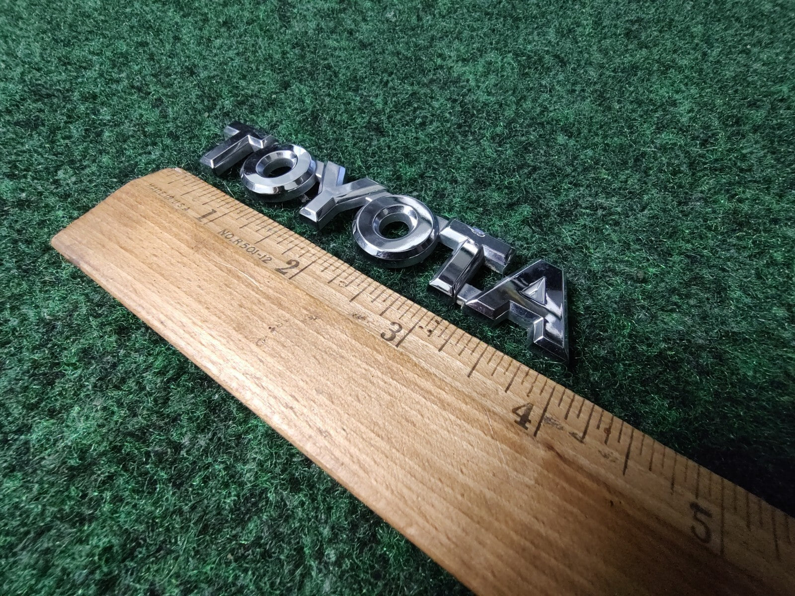 Toyota Camry Emblem Logo Letter Badge Trunk Rear 4" Inch OEM Name Plate 4S5