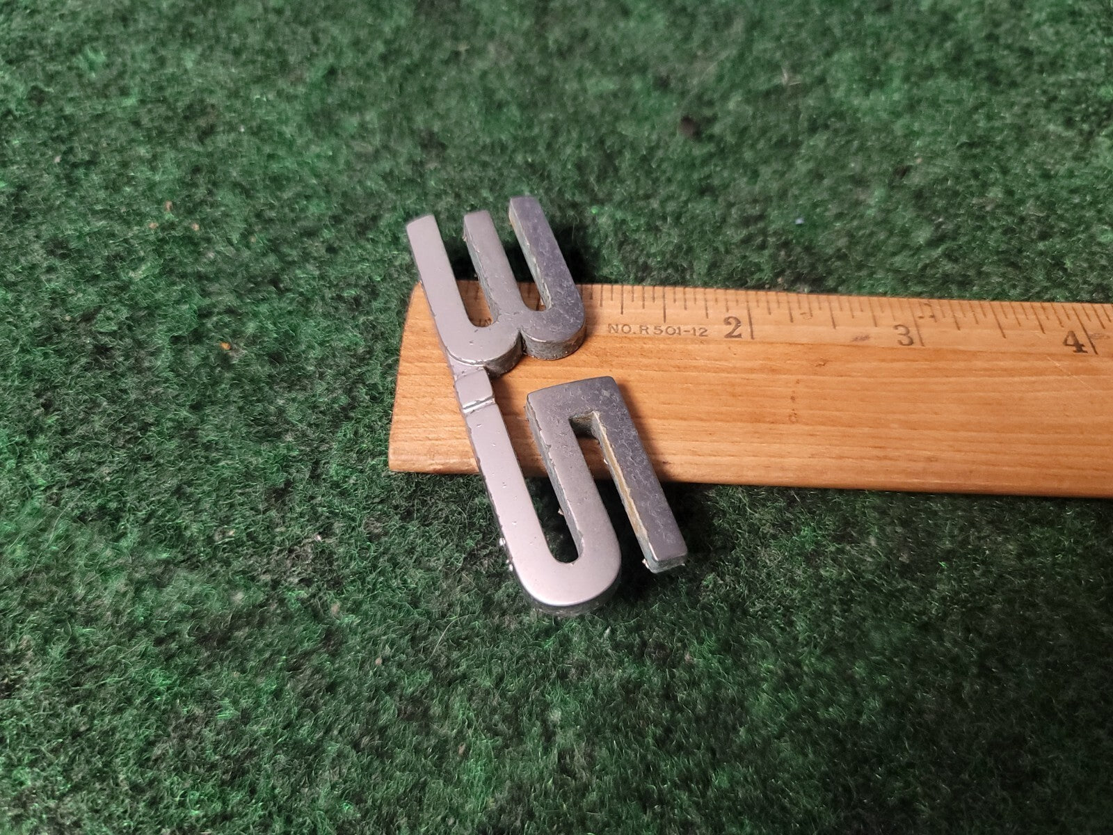 Unkown Make Model 3.5 REAR EMBLEM LOGO BADGE SIGN SYMBOL 5S5