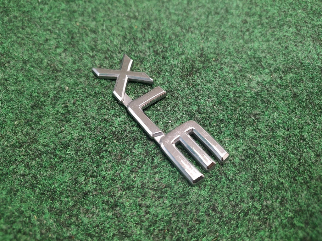 Toyota OEM XLE Chrome Plastic Emblem Badge Logo Nameplate Name 75443-06020 1S3