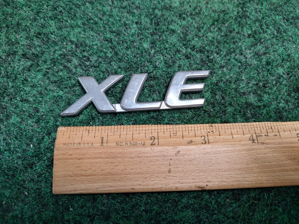 OEM Toyota Sienna (1998-2020) XLE Rear Emblem Chrome 75443-08030 2S3