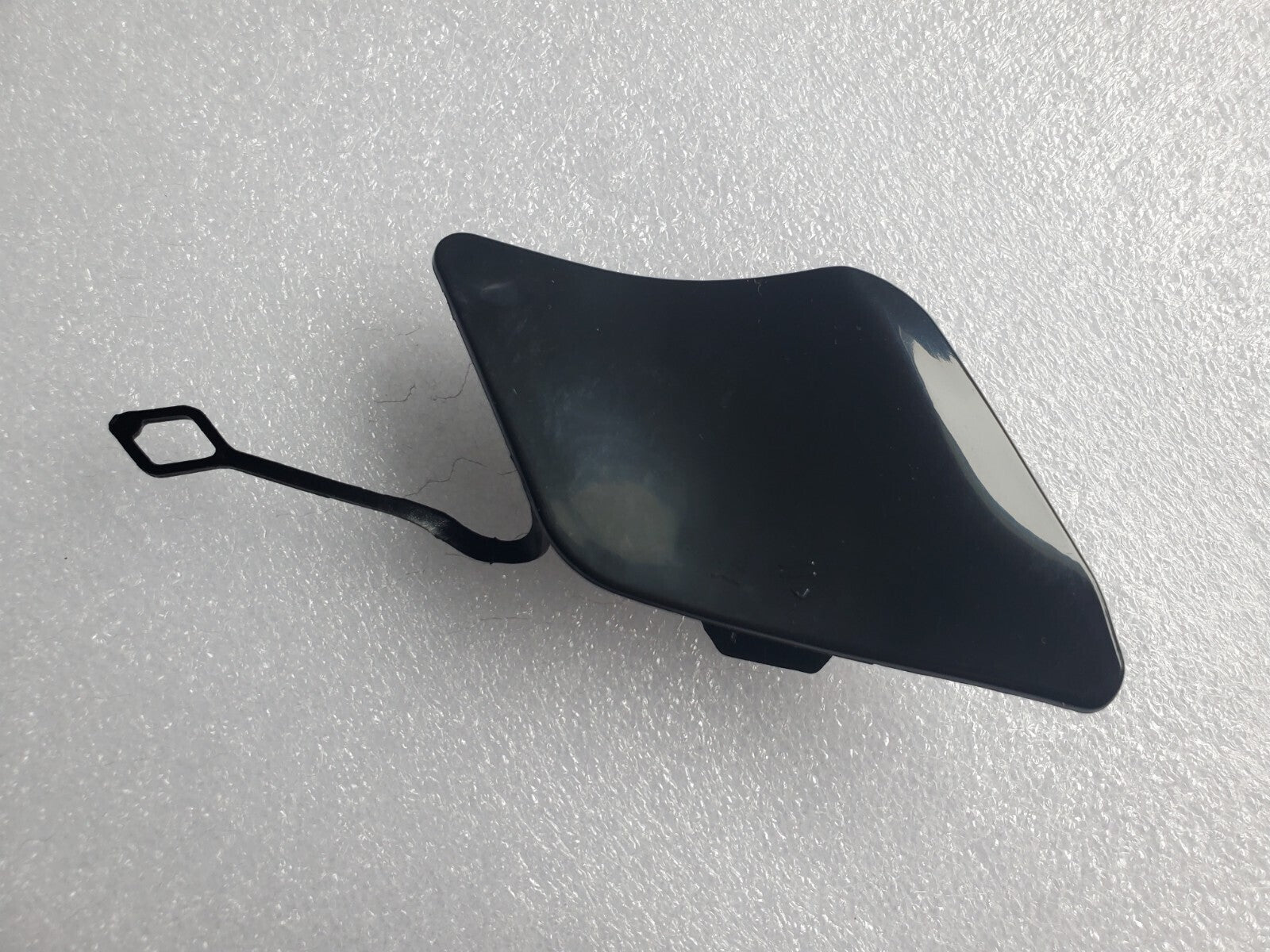 For 2008-2014 MERCEDES W204 C CLASS FRONT TOW HOOK EYE COVER A2048850526 AMG 1L3
