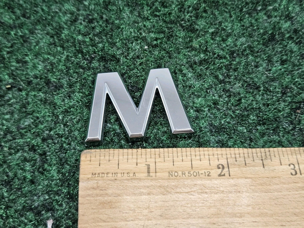 OEM "W" Silver Individual Letter Lettering Emblem Badge Logo Nameplate 2S2