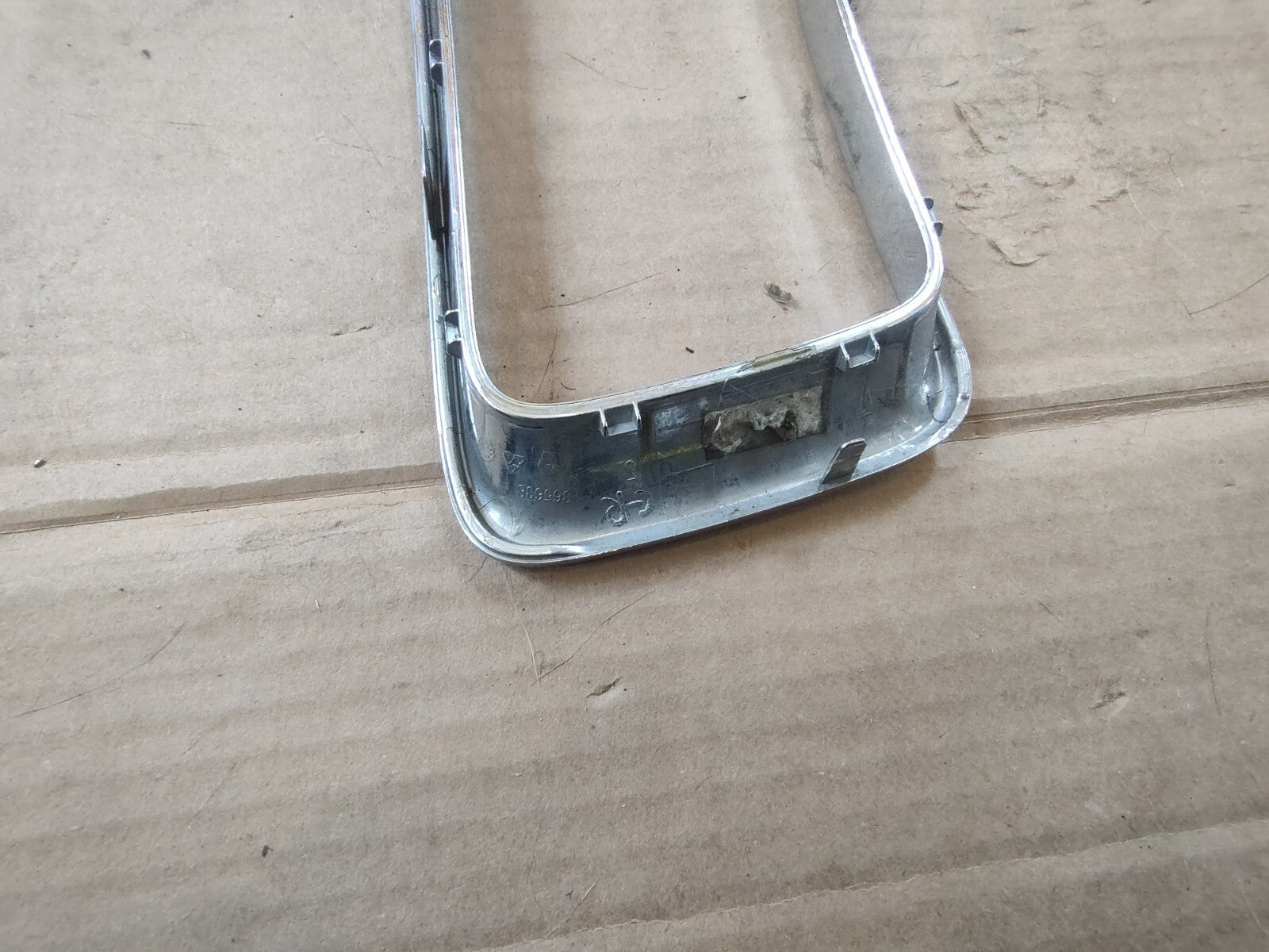 2013-2019 JEEP GRAND CHEROKEE CHROME GRILL GRILLE BEZEL 68143134AB OEM CL3