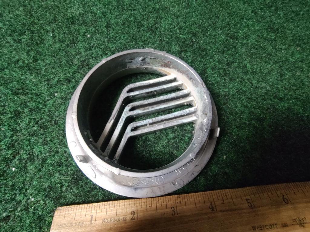 2002-05 Mercury Mountaineer Front Grille Emblem OEM Motorcraft 3l24-8B262-AA 1S2