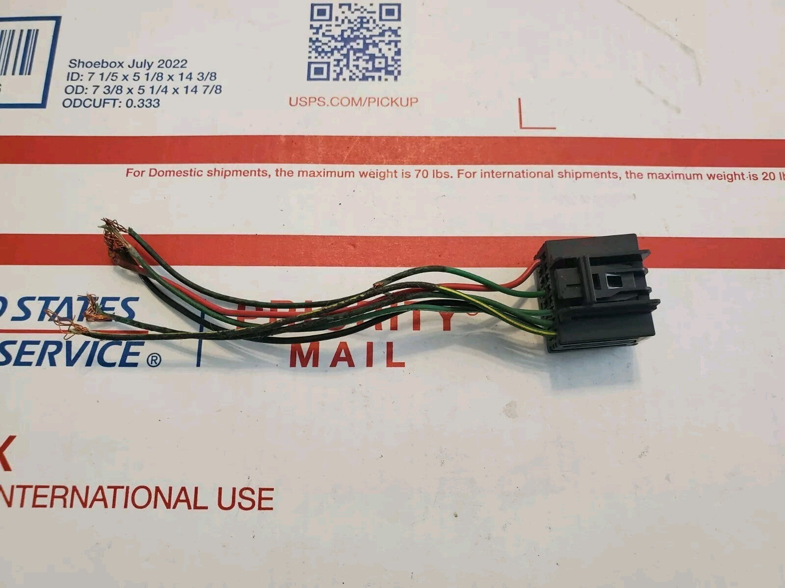 Unkown Make / Model 6 Pin Wiring Wire Pigtail Connector 4L3