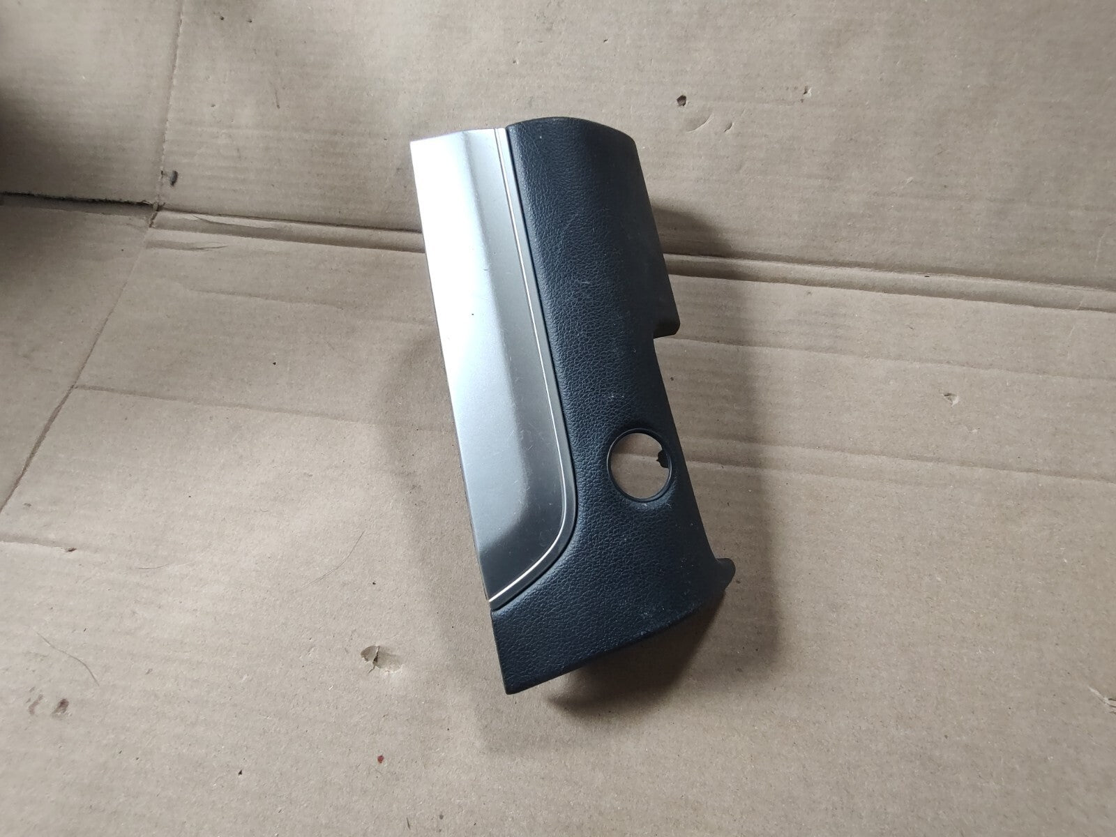2015 2016 Honda CR-V  Control Button Switch Trim Panel 77220-T0A-A0-20 OEM EL5