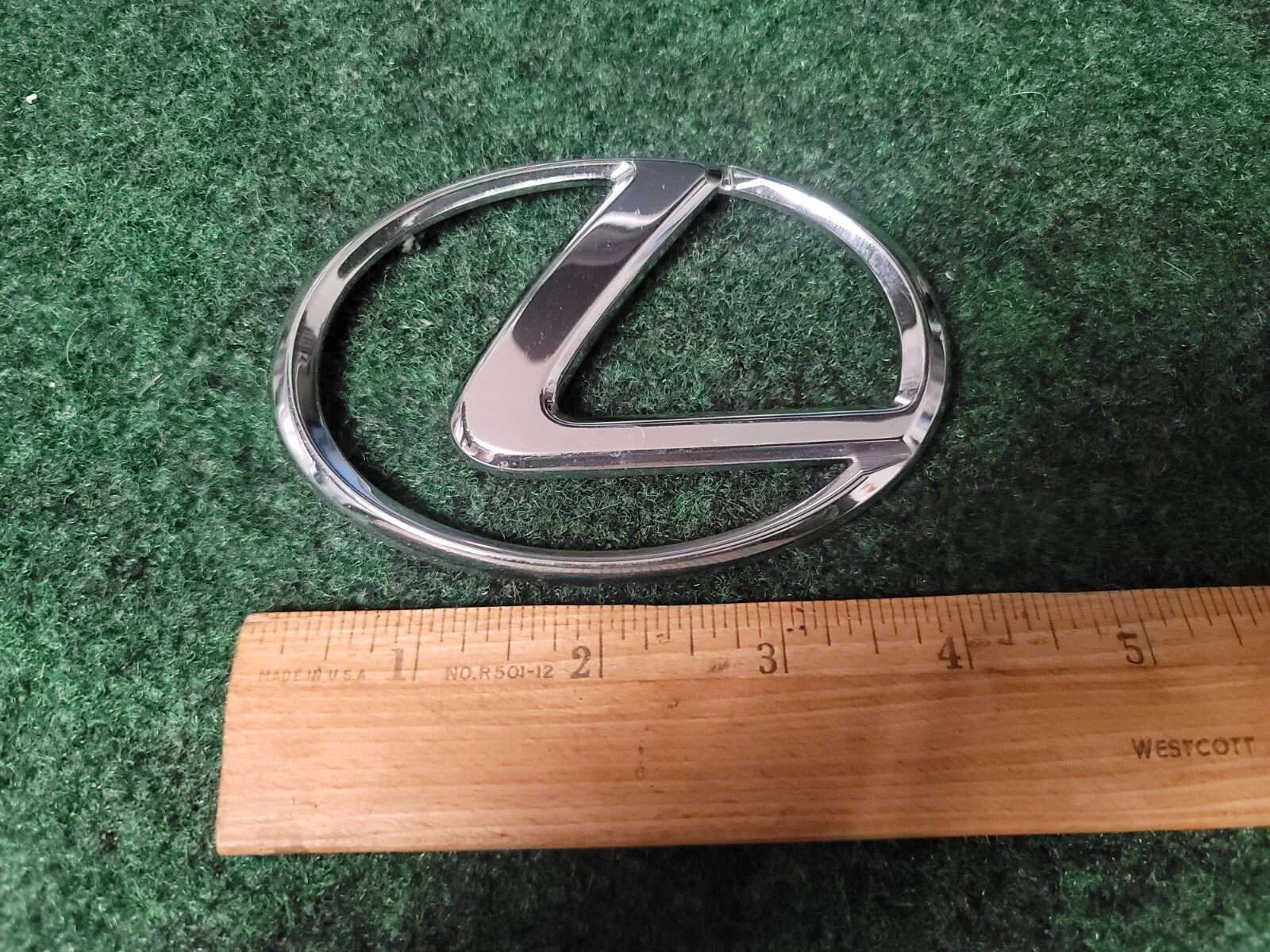 Lexus Rear Trunk Lid Emblem Badge Logo Chrome 2542 OEM Used 5S2