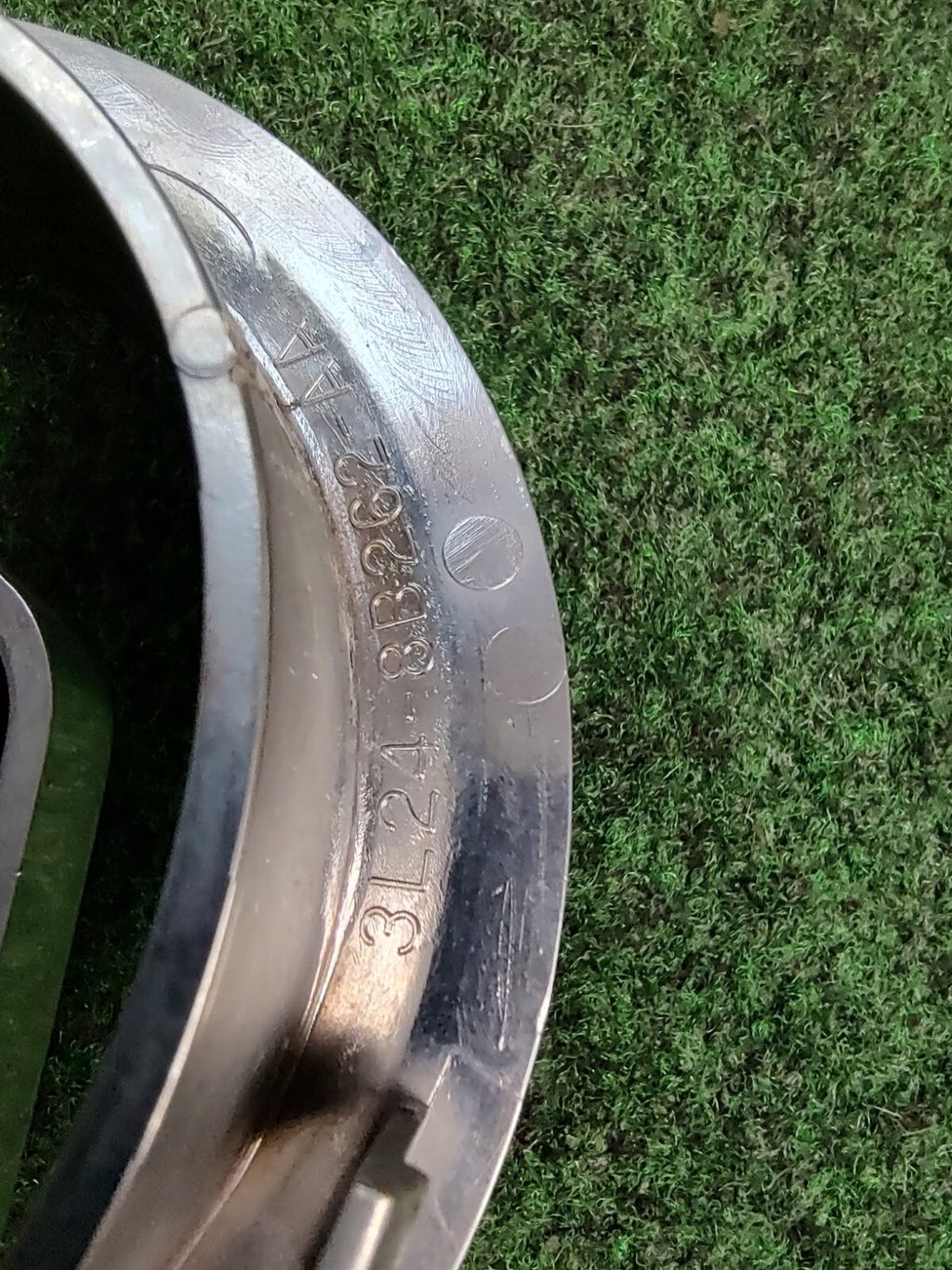 02 03 04 05 MERCURY MOUNTAINEER FRONT GRILLE EMBLEM LOGO BADGE SIGN SYMBOL 2S3