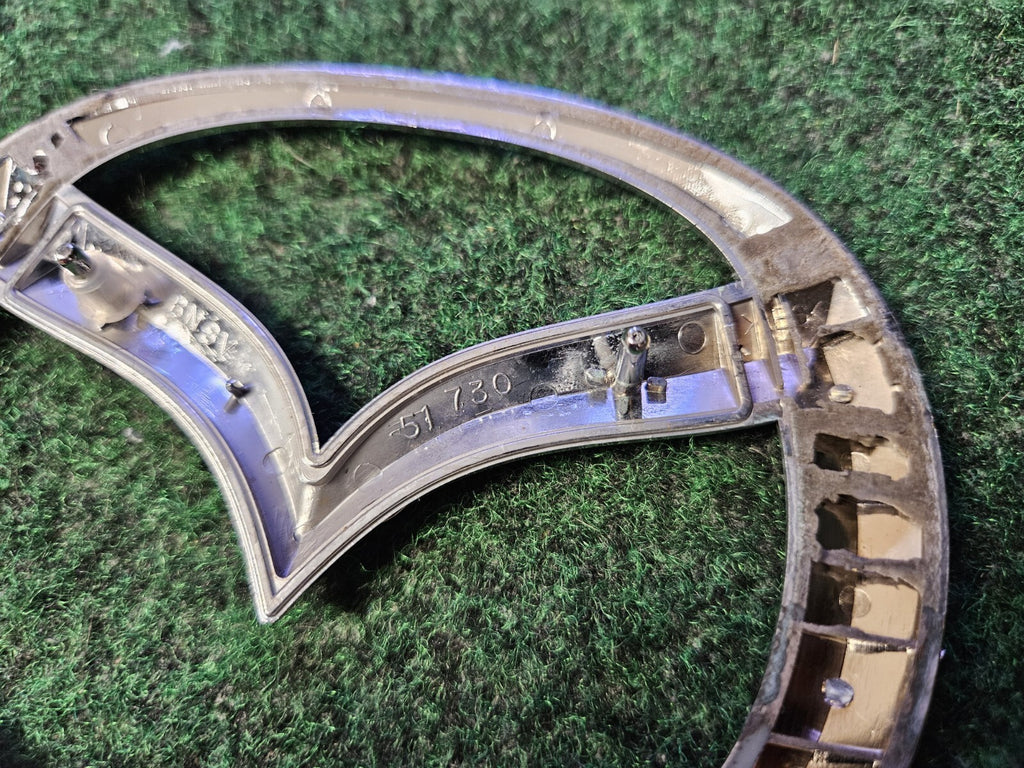 04 05 06 07 08 09 MAZDA 3  EMBLEM LOGO BADGE OEM BN8V-51-730 5L9