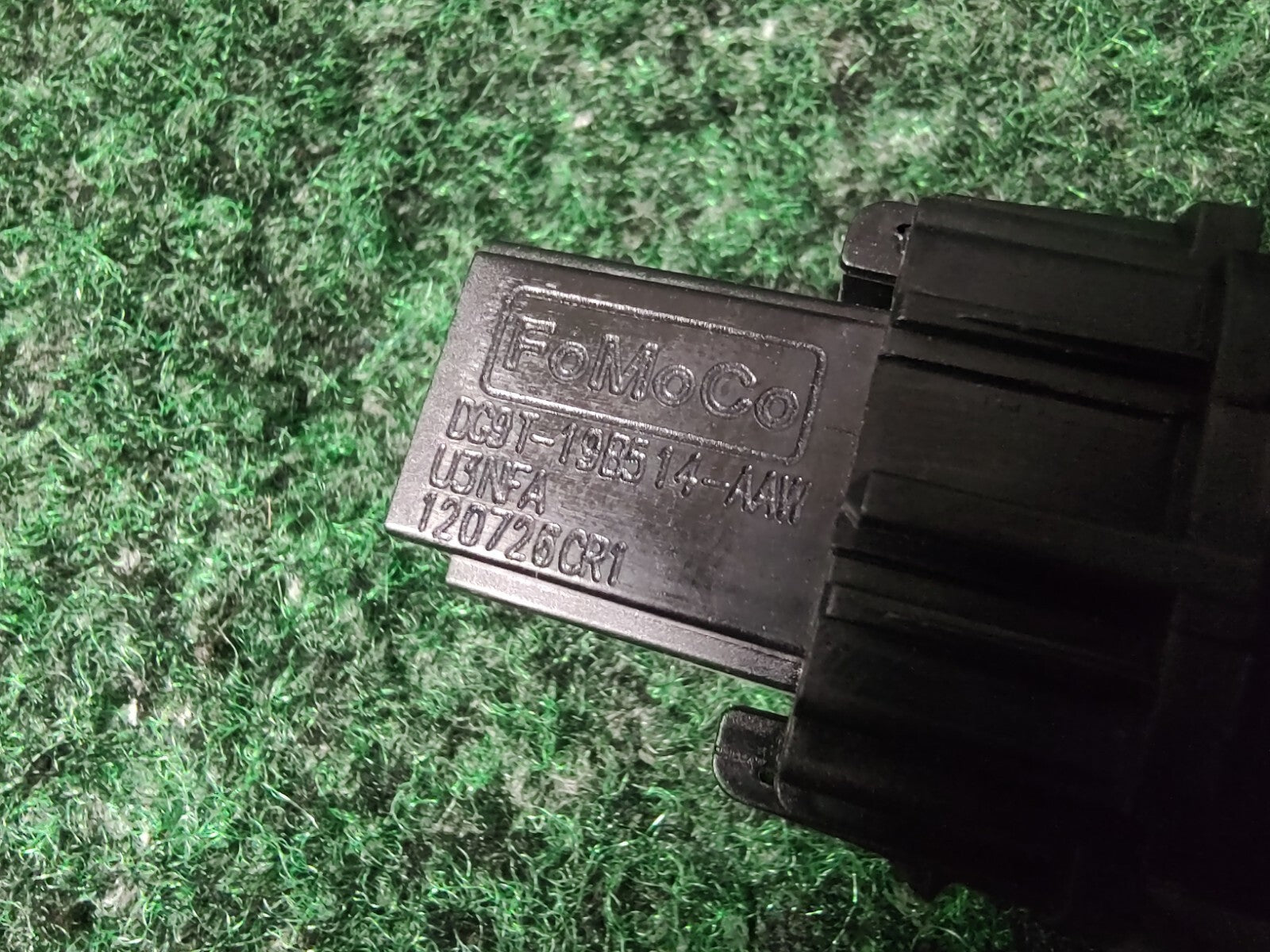 2013-2020 Ford Fusion Trunk Lid Release Switch Button DG9T-19B514-AAW OEM 3S5