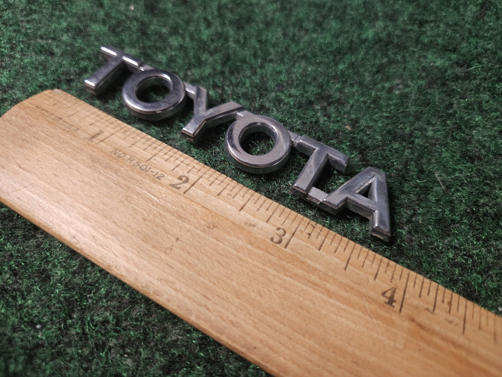 Toyota Avalon Rear Trunk Lid Emblem Name Plate 4" Chrome OEM 3M2