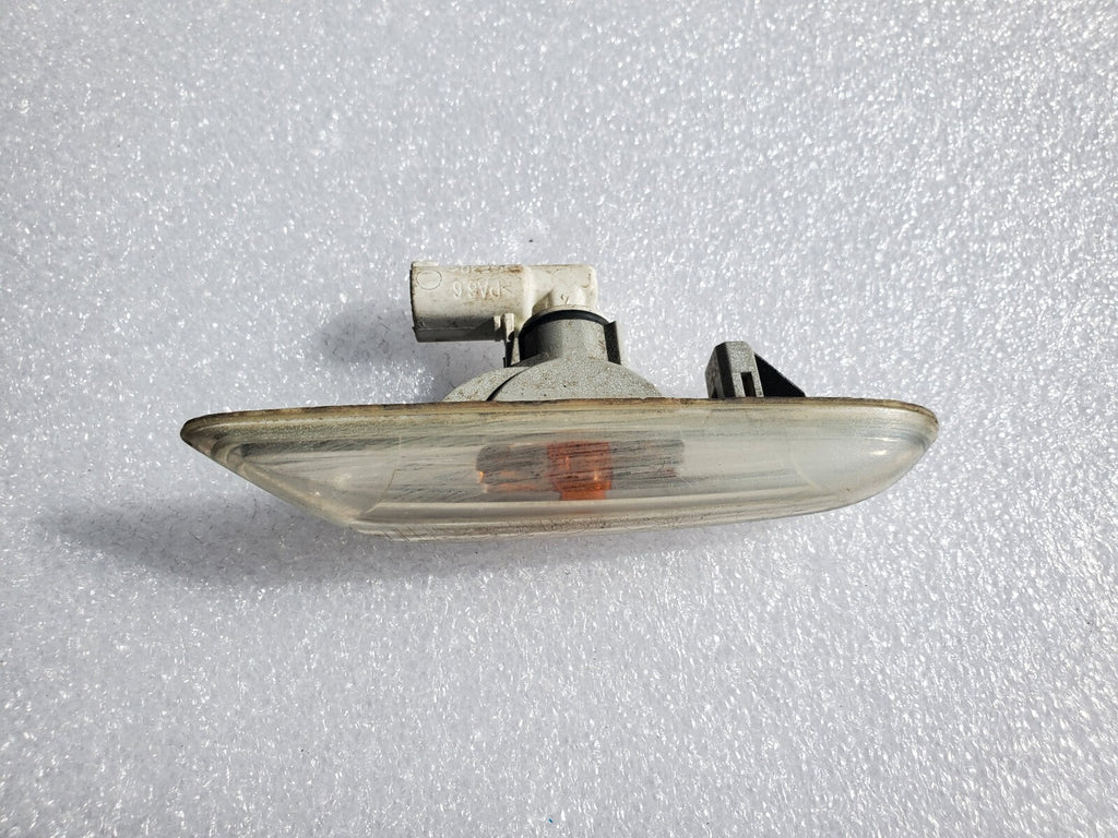 06-11 BMW E90 E92 330i 335i 328i 325i MARKER LIGHT FRONT LEFT SIDE OEM 2L4