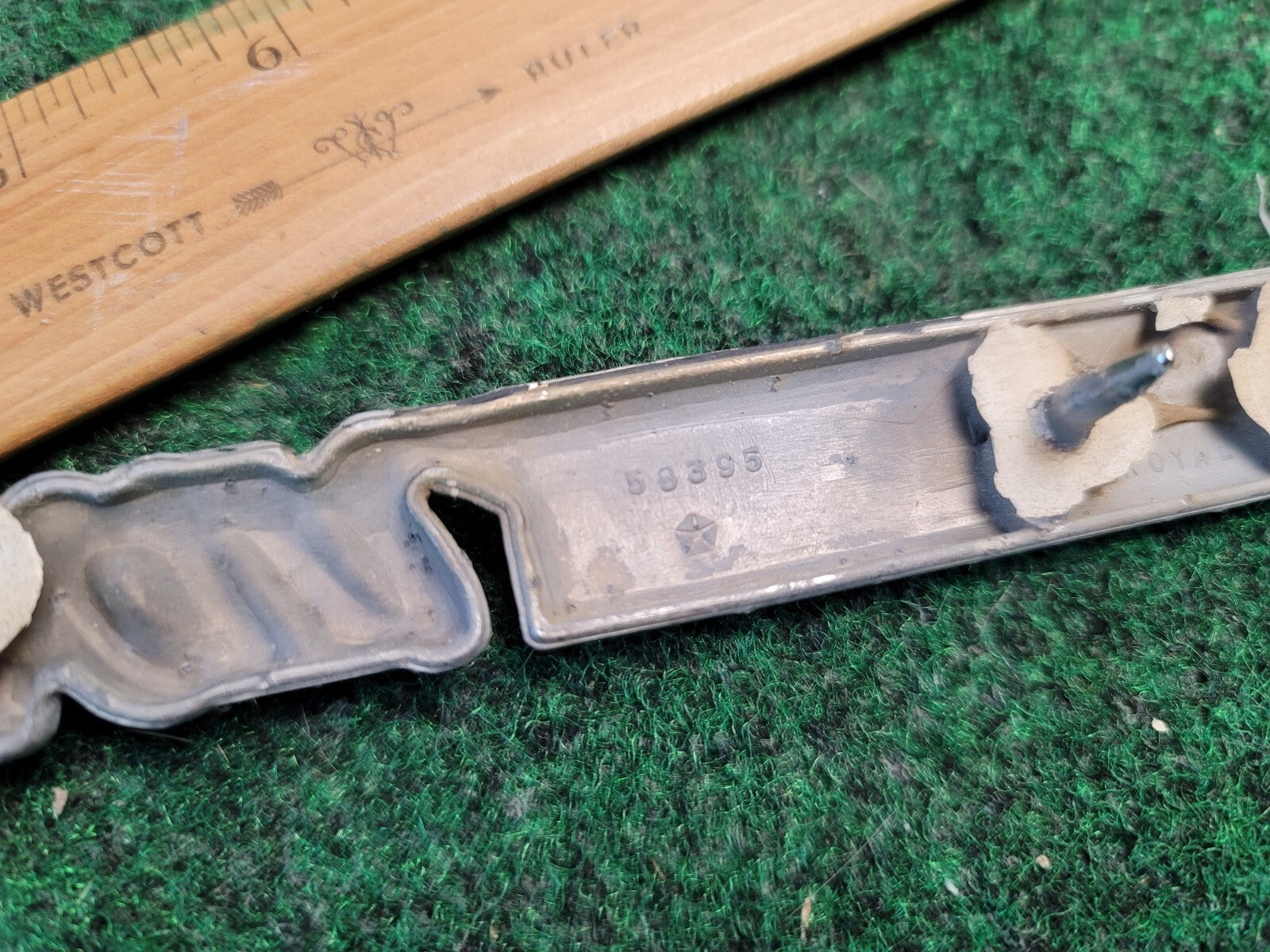 Circa 1970s Dodge Sportsman Van Chrome Emblem Badge Fender Nameplate 58395 7L1