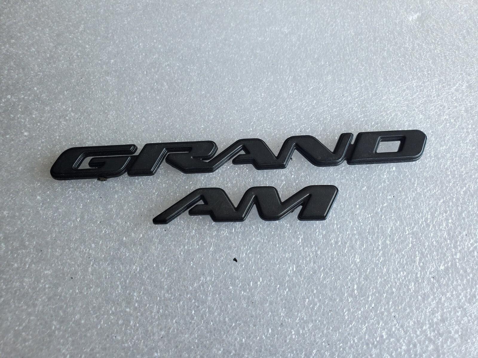 1997 2003 Pontiac Grand AM Door Name Plate Gray NAMEPLATE OEM VNTG