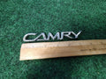 2002 - 2006 TOYOTA  CAMRY REAR TRUNK EMBLEM BADGE 75442-AA020 5S6