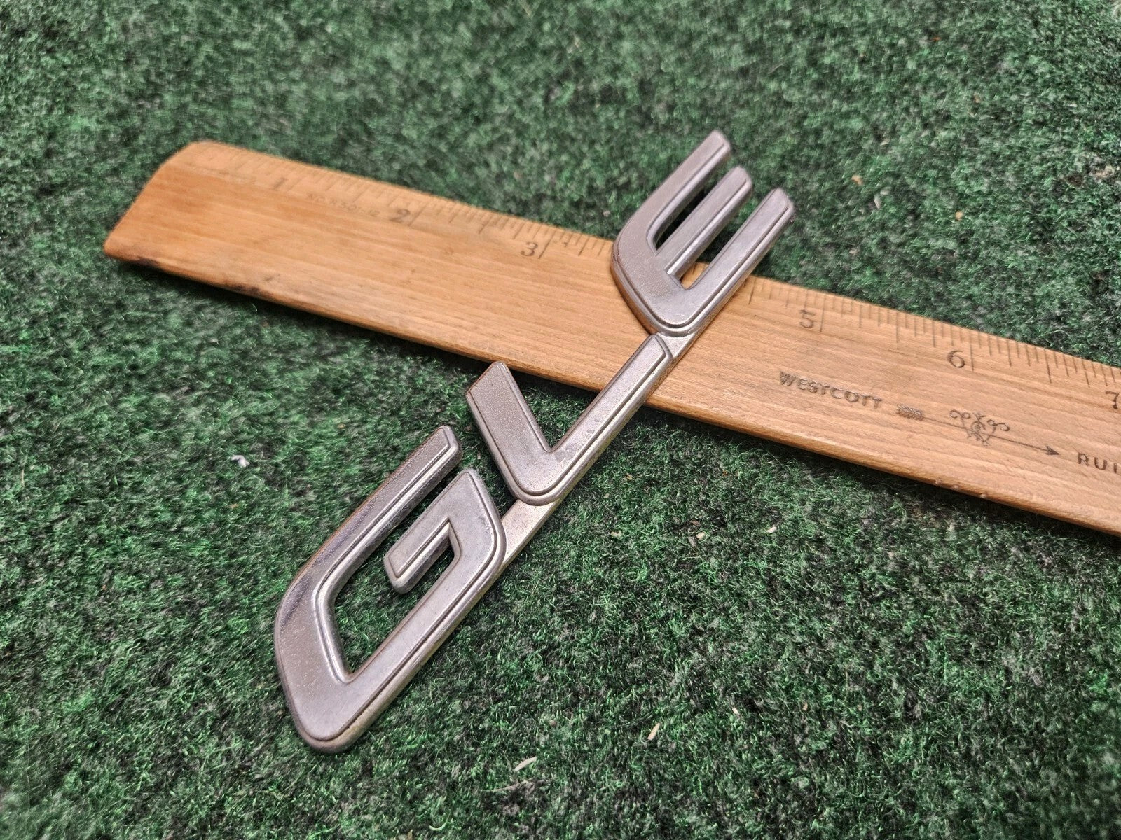 00-01 Nissan Maxima GLE Trunk Lid Emblem Nameplate OEM 84896-2Y903 Silver 5M3