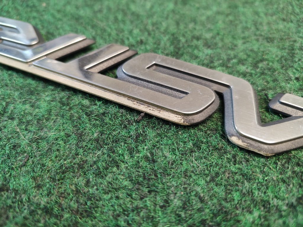 1996-2005 CHEVROLET Astro Van Rear Emblem Badge Logo Nameplate 15724741 OEM 2S8