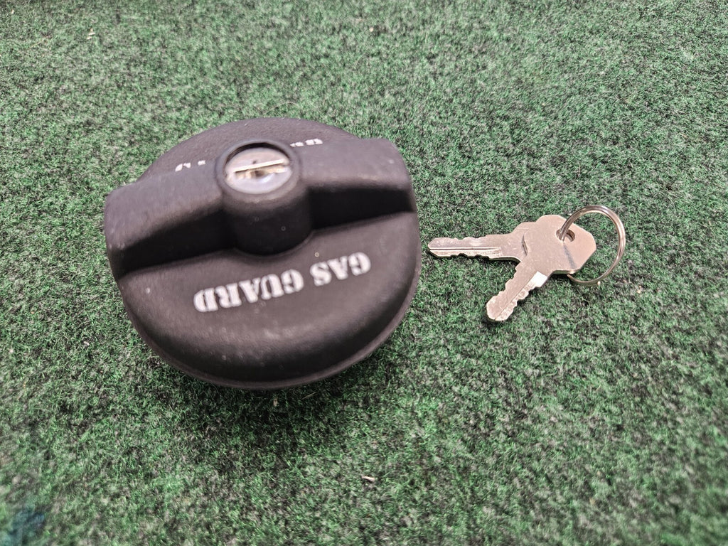 Novelty Gas Guard Fuel Cap Universal Locking With Keys 6M3