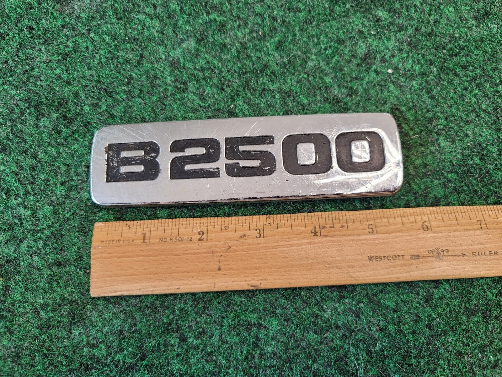 1998-2001 Mazda B2500 Fender Emblem Logo Nameplate Badge ZZP0-51-714 OEM 1M4