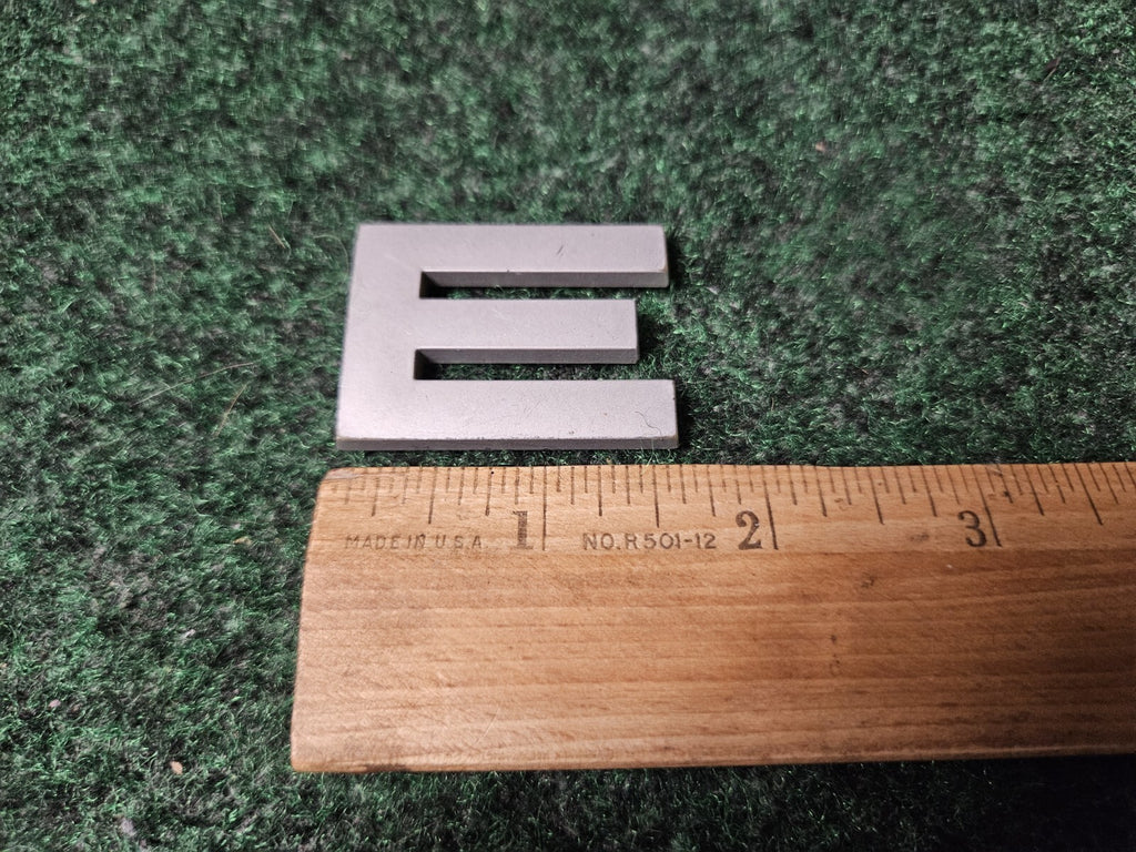 3D "E" Letter Badge Fit Land Rover Range Rover 3M3